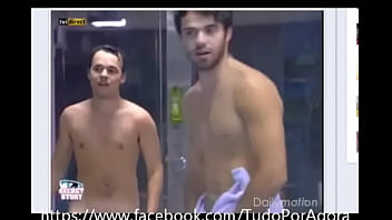 Jean Mark mostra finalmente o trombinhas