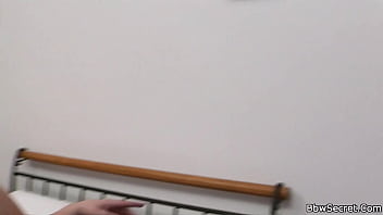 Geile Blondine im Rückwärtsgang!