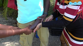 Straßen-Prügel: Schwarzer Blitz Drückt Hart