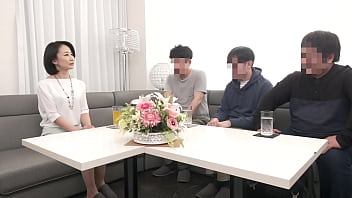 "Isn't it raw with an aunt for the first time&quest;" Virgin-kun has the best brush-down sexual intercourse with a married woman Reiko Seo - XVIDEOS.COM-> 