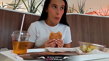 lexi dona, pornstar, behind the scenes, eating