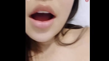 La Mia Amica Su Skype Mostra Le Tette...