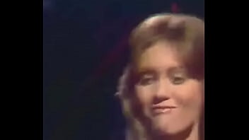 Olivia Newton-John - If Not For You (Originally written by Bob Dylan but released as a cover in 1971)