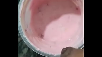Gozei No Iogurte Pra Ela Beber Na Marra...