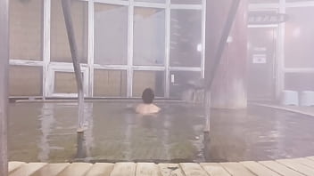 盗撮 温泉 2025