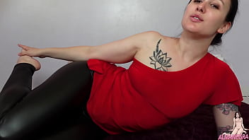 Petit extrait de mon dernier JOI !Viens jouir &agrave_ mes pieds, la vid&eacute_o ...