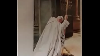 Pope pisser!