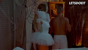 Kayla Green Crazy Halloween Sex With Big Dick Masseur - LETSDOEIT