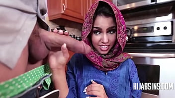 Respecting Her Traditions And Fucking Her In Hijab