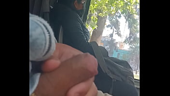 Mostrando verga a s...