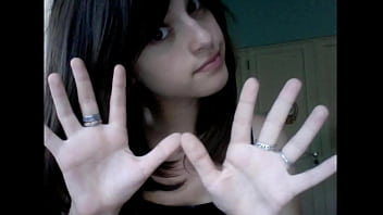 Bonita Chica Con Sombrero Se Desnuda...