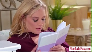 Mona Wales satisfy her Stepdaughter Riley Reids fantasy