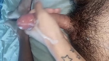 TATUADO GOZANDO MUITO