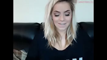 Pregnant Xosexygoddess With Huge Bump...