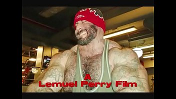 edgar guanipaina lemuel perry filmhollywoods best award winning bodybuilder hit movie of the yearmuscle eddies 18 inch enormous monster dick award wi