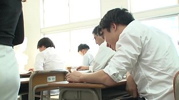Reina Nanjo, a married woman teacher who gets 10 times wet in a climax class where she can't make a voice