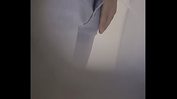 Espiando baño 2