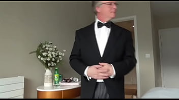 Lady Melissa Honey needs a massage from Bad Butler!