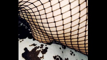 Netzstrumpf Ficken: MILF wild im Netz