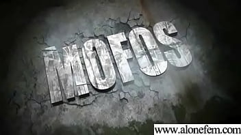 Dildo Sex Toys Use Amateur Girl To Masturbate clip-04