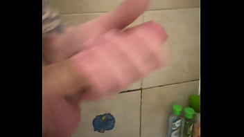 Jeune Blanc a grosse queue