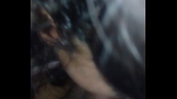 Mi h. me despierta para chuparme la verga