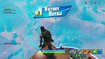 Video Epic victory royale while my step mom enjoy sex with my neighbor