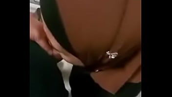 Ngintip Jilbab Pipis 2025