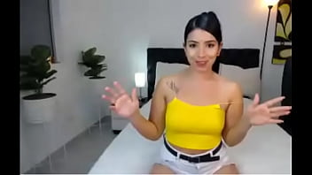 vane lopez la chica bella y atractiva de la web