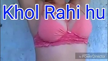 कोई तो मेरे बुर मे लंड घुसाओ