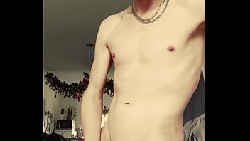 Boy branle devant la Webcam...