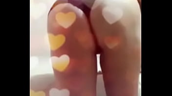 Posando para que te relajes BB