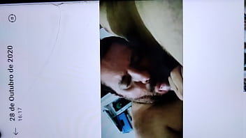 Gordão safado boquetando