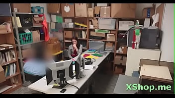 Swingeing Floosy Naiomi Mae Craves For Extreme Fuck...