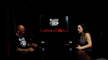 Sempre foi exibida, é sensual na internet, aproveitou todas as oportunidades, e o Teste de Fidelidade... - Taluane Boom (WATCH ON: SHEER/RED)