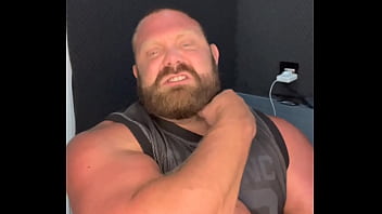 Muscle ddy sees you perving!