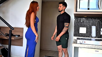Clip sex Beatiful Redhead Brazilian Girl Can't Pay Delivery With Money So She Pay With Hard Sex