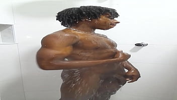 So um banho pra refrescar do calor