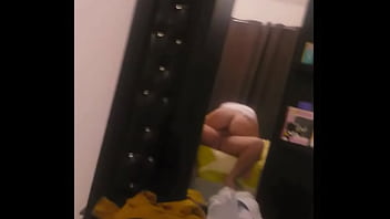 Tremenda Nalgona Comiendo Verga...