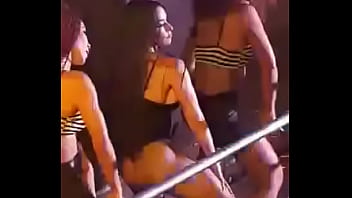 Upskirt. Ue a nuestro canal de PACKetaxo en Telegram