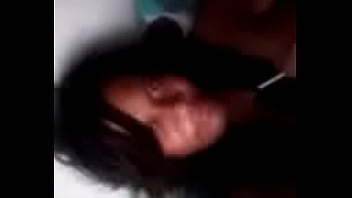 Qu'est-Ce Qu'elle Pense Qu'elle Fait