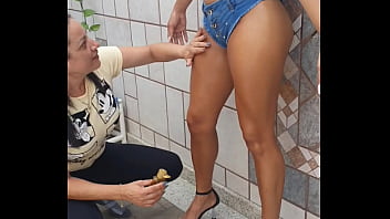 Clip Bastidores: Lidy Silva Diretora Ela Hotwife Official óleo no corpo da gostosa