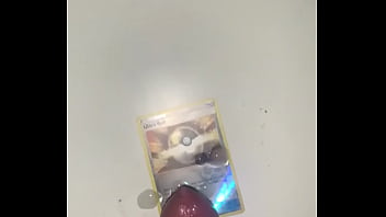 暨在口袋妖怪卡上