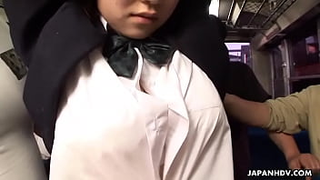 集団痴漢で中出しレイプされる巨乳JKの無修正