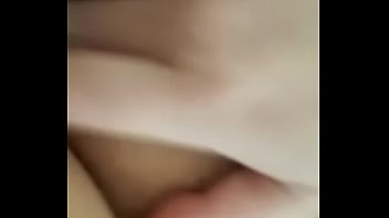mi amiga me hace videollamada a la carcel para que me masturbe paraa ella
