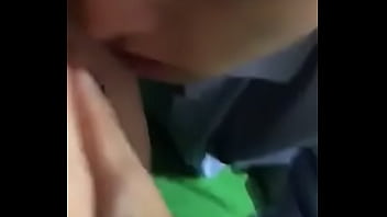 Comiendo la vagina a mi novia