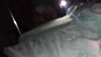 Nena gime delicioso cuando la cogen