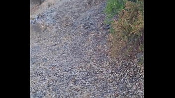 Allez venez je vous amène dans le Maquis Corse pour une exib hummmm