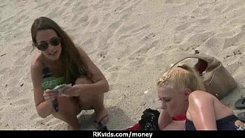 Wanna do sex for money 20