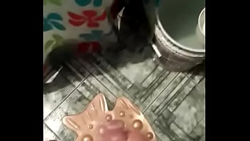 Quien Desea Probar Mi Lechita...